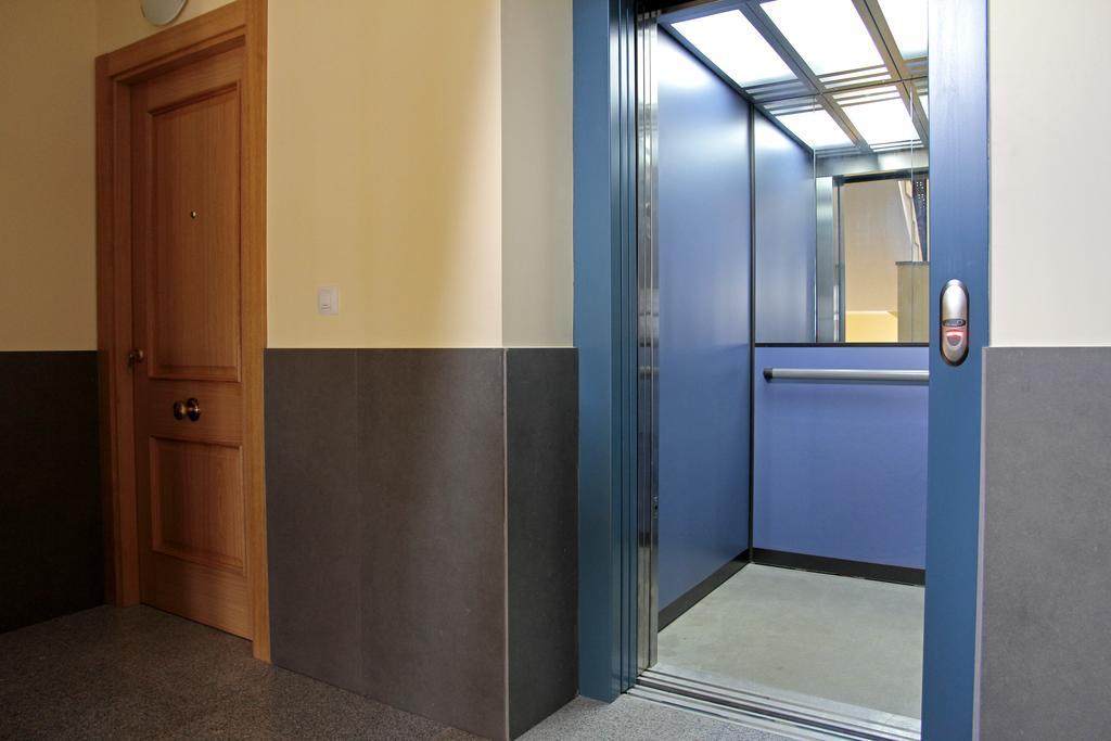 Apartamentos Irati Garralda Exteriör bild