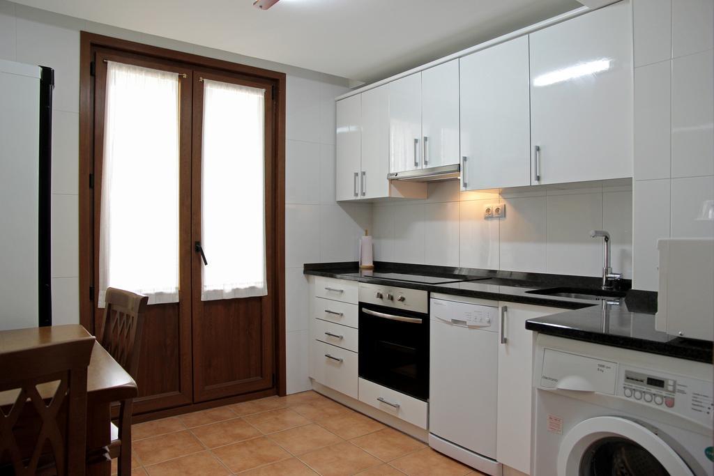 Apartamentos Irati Garralda Exteriör bild